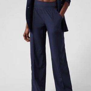 NWT Athleta Nolita 6T Wide Leg / High-Rise Pants Navy